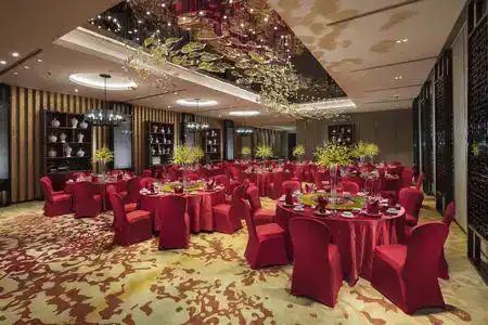 Hilton - 4