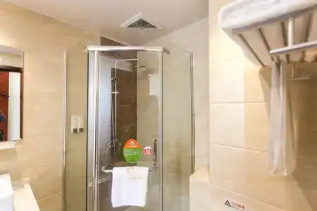 Suzhou Yangcheng Star Boutique - 7