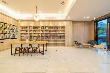 Hanting Shanghai Wujiaochang Center - 4