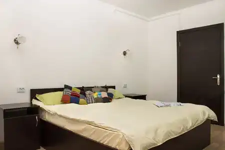Nice Hostel Almaty - 5