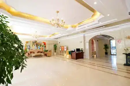 Vienna International - 3