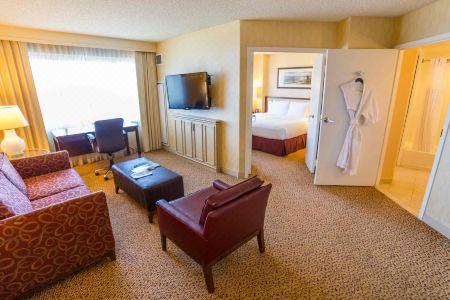 Hilton - 57