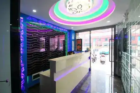 Ailian Boutique - 8