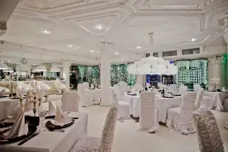 Royal Castle Design & SPA - 1