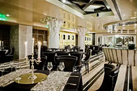 Royal Castle Design & SPA - 2