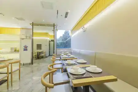 Hotels in Yorens - 7