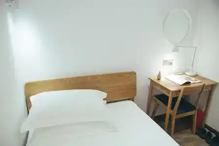 Be Home Youth Hostel - 4
