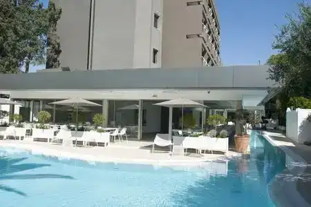 Alasia Boutique - 1