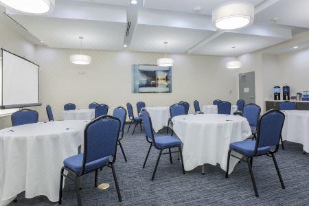 Holiday Inn Express & Suites HOUSTON - HOBBY AIRPORT AREA by IHG - 8
