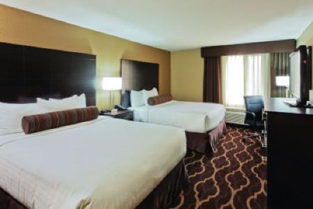 La Quinta Inn & Suites by Wyndham LV Tropicana Stadium - 12