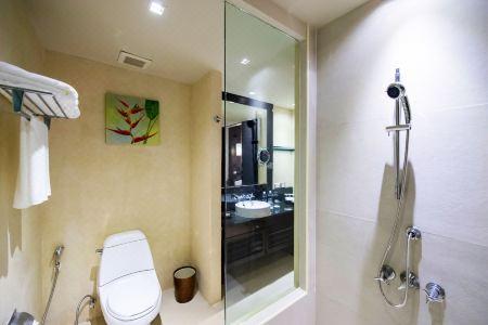 Impiana Beach Resort Patong, Phuket - 45