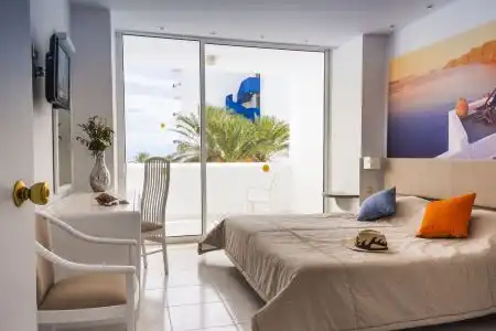 Epsilon Apartments - 5