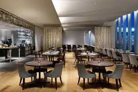 Courtyard by Marriott Shin-Osaka Station - 9