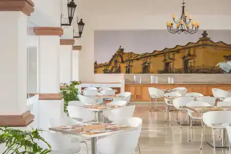 Fiesta Inn - 1