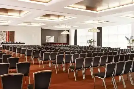 Sheraton Porto & Spa - 1