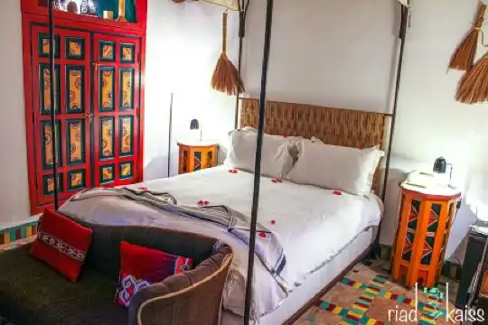 Riad Kaiss by Anika - 52