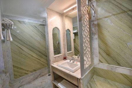 Nirbana Palace - A Heritage and Spa - 35