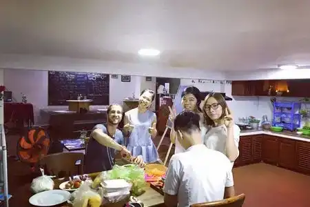 4 Seasons Hostel - 3