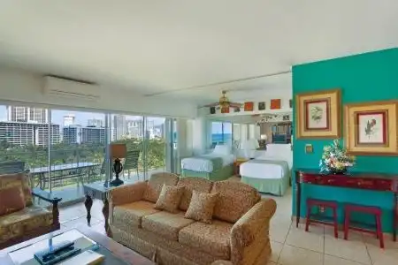 Waikiki Shore by OUTRIGGER - 5