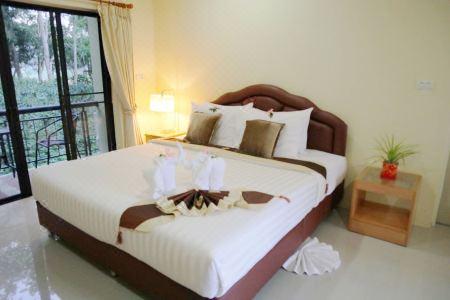 ChiangRai Lake Hill - 100