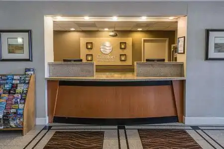 Comfort Inn Southwest Fwy at Westpark - 2
