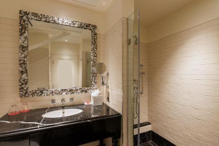 The Lalit London - 78