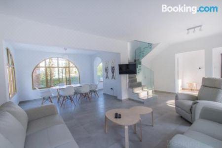 Fig Tree Apartments - 2