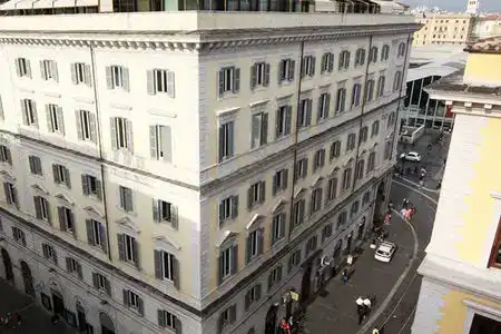 Raeli Luce - 1
