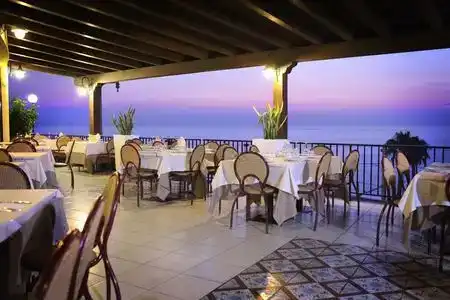 Za' Maria - 4