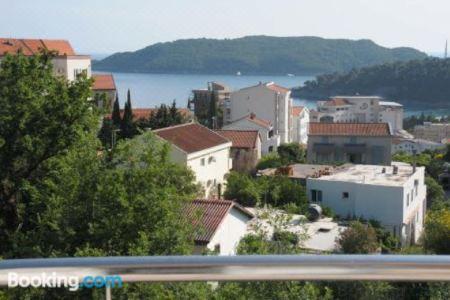 Villa Dragana with Heading Swimming Pool and Parking - 3