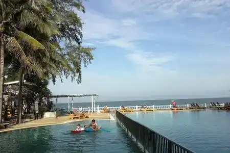 Chom View - 1