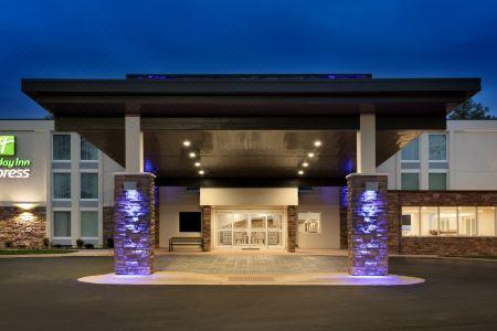 Holiday Inn Express WILLIAMSBRG BUSCH GARDENS AREA by IHG - 3