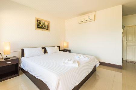 ChiangRai Lake Hill - 79