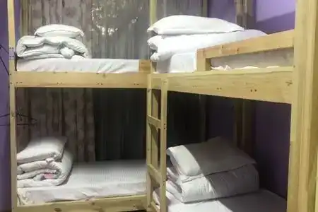 West Point Premium Hostel - 4