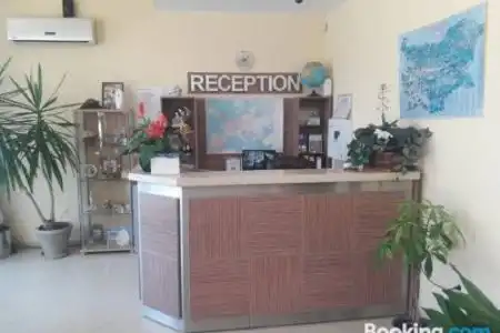 Black Sea - Breakfast, Pool & Free Parking - 5