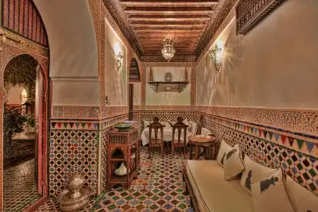 Riad Kaiss by Anika - 9