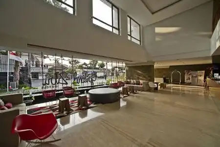 Grand Zuri Kuta Bali - 4
