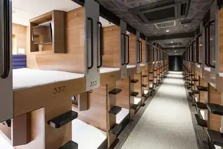 Y's Cabin Osaka Namba - 4