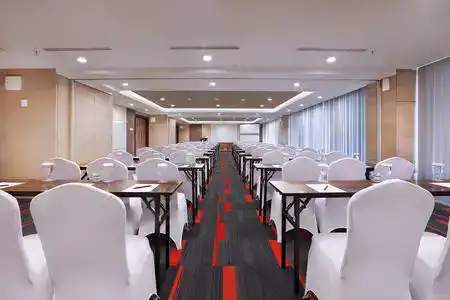 Harper Malioboro Yogyakarta by ASTON - 4