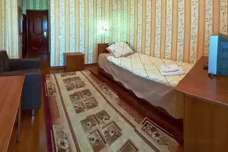 Nuru - 0