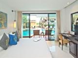 Deluxe Room with Pool Access