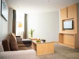 Xingrong Executive Suite (Combined Living Area + Comfortable Bathtub)