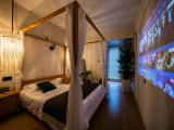 Chinese-style Queen Room