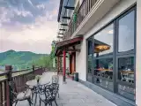 Five-Bedroom Five-Bath With Spacious Common Area And Scenic Balcony