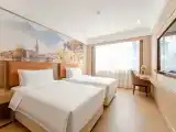 Deluxe 2-Bed Room