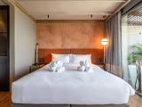 Sea Breeze Deluxe King Bed Room