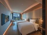 Skyline City View Twin Bed Room