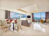 Executive Suite Panoramic Ocean View