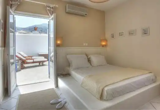 Superior Room With Jetted Tub