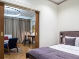 Suite with Courtyard View